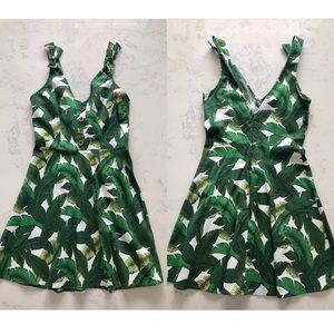 Forever 21 Leaf Print Mini Dress